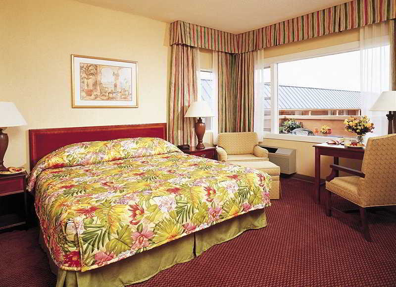 Nassau Palm Hotel Exterior photo